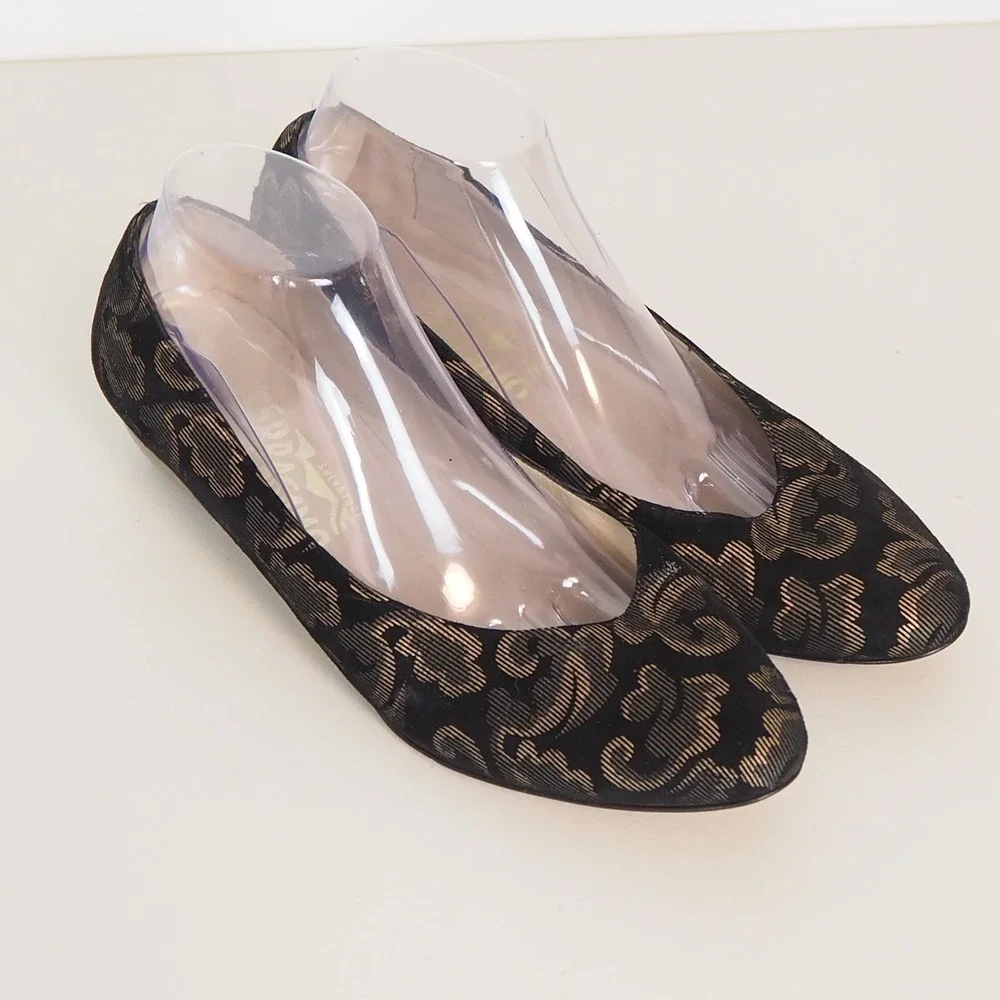 Salvatore Ferragamo Wedges Womens 5.5 Black Gold Brocade Low Heel Made in Italy